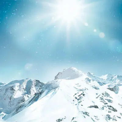 Schneebedeckter Berg