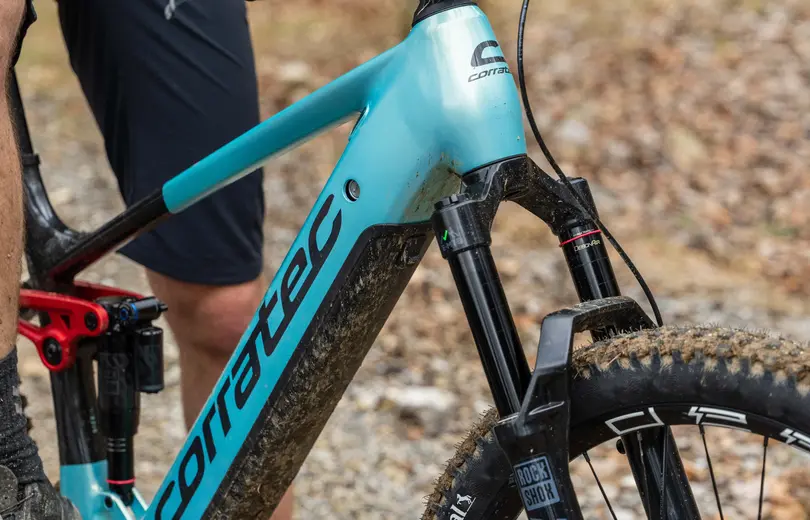 E-Fully und E-Hardtail im Vergleich