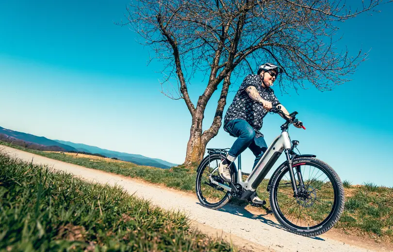 Ergonomisches E-Bike für Herz-Kreislauf-Training und Fitness