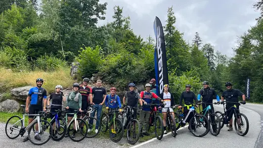 Exklusive Einblicke bei corratec: Pressereise Feuriger Tatzlwurm