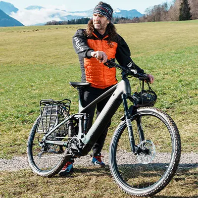 Thomas Huber with his new corratec Huberbuam bike