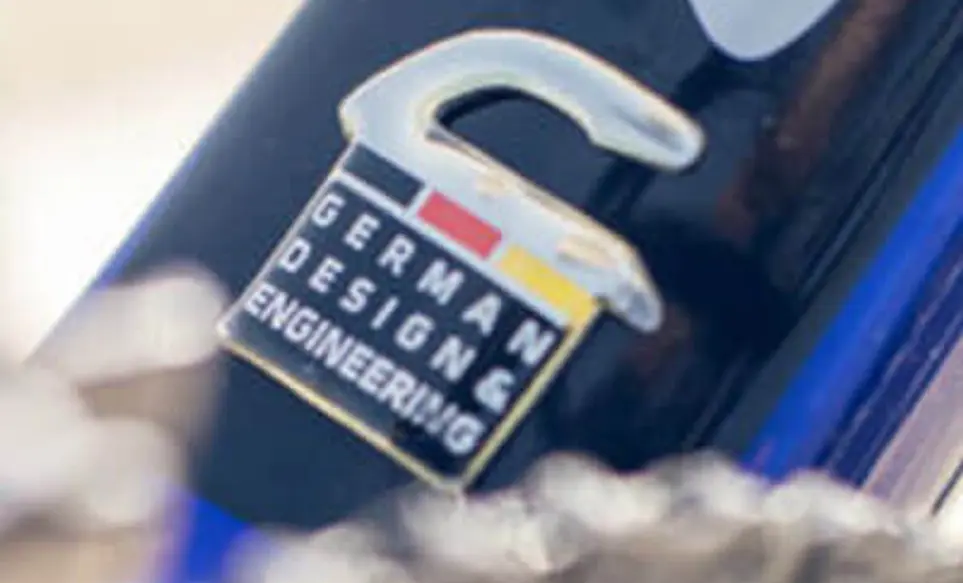 corratec Rahmen mit Emblem