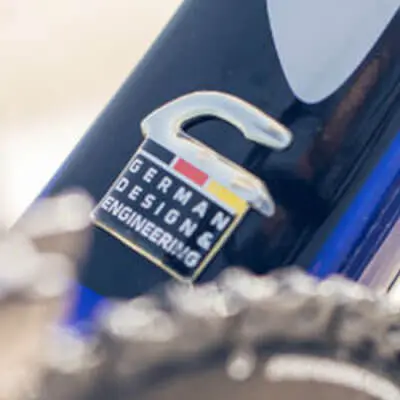 corratec Rahmen mit Emblem