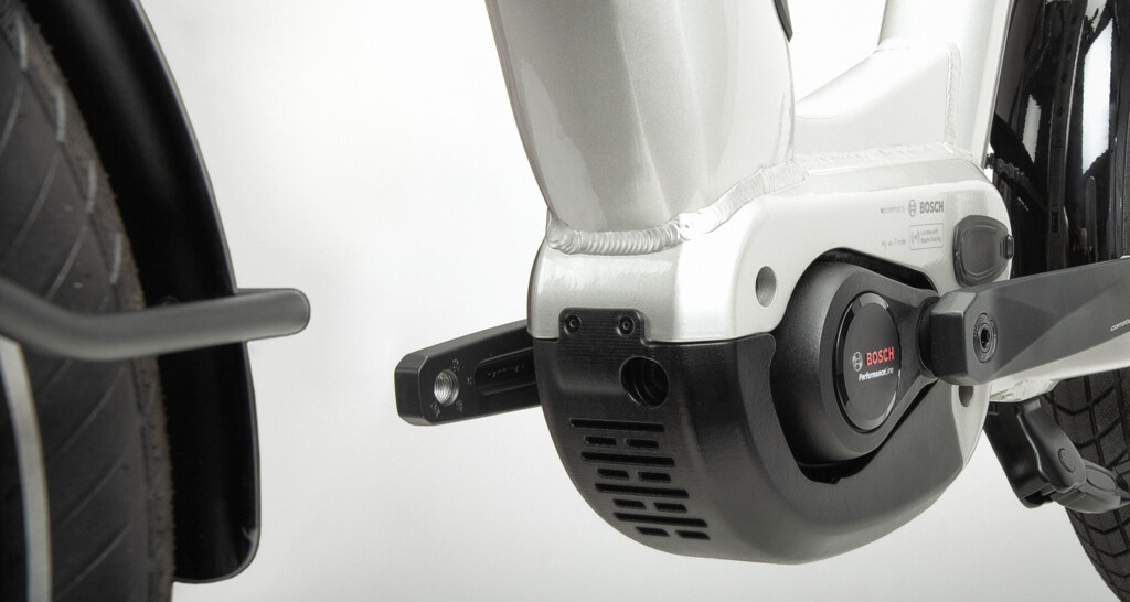 Product image 2 of the product “Life S P6 Silver, Red | uni”