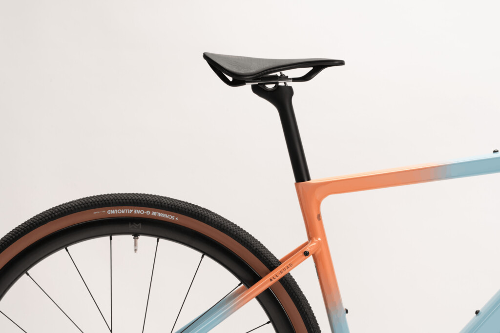 Product image 3 of the product “Allroad C1 Blue Grey, Copper Orange, Purple | 44”